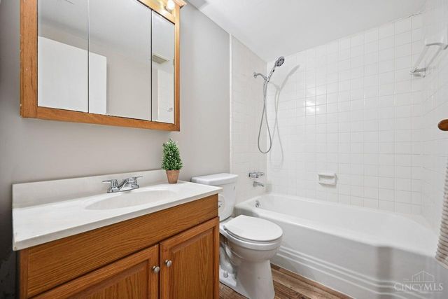 6535 Graf Drive, Cincinnati, OH 45230