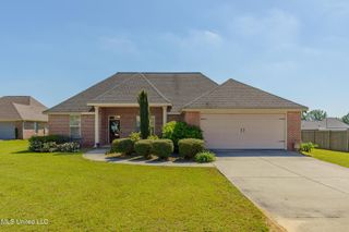 15 Stonemore Road, Petal, MS 39465