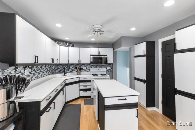 3825 Grand Street, Grandville, MI 49418