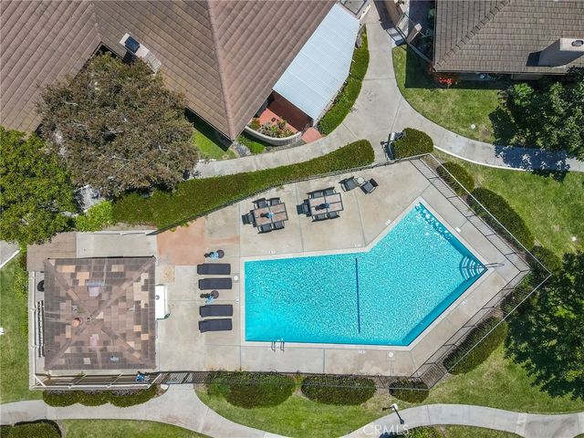 27121 Calle Caballero B, San Juan Capistrano, CA 92675