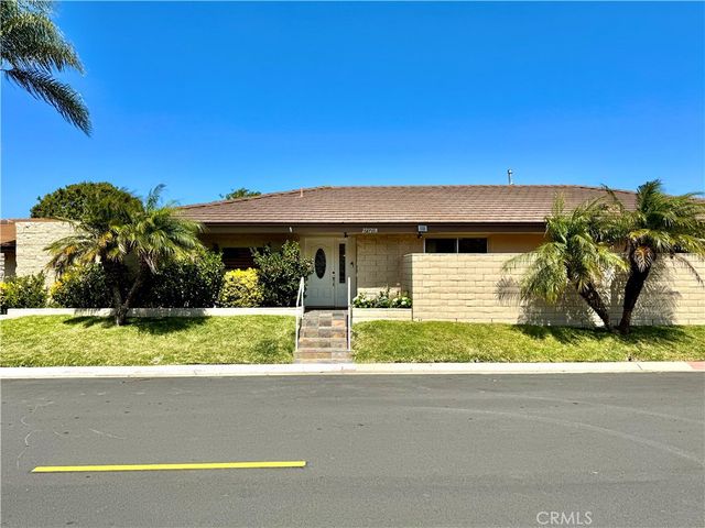 27121 Calle Caballero B, San Juan Capistrano, CA 92675