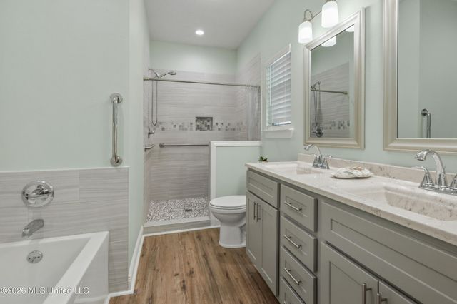 901 8th Street, Waveland, MS 39576