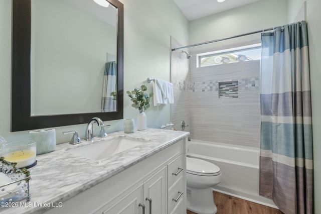 901 8th Street, Waveland, MS 39576