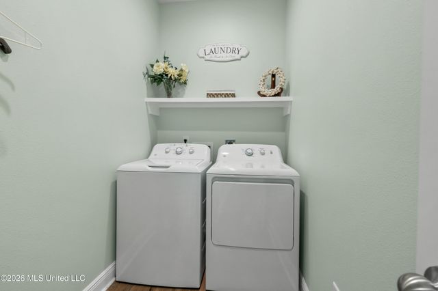 901 8th Street, Waveland, MS 39576