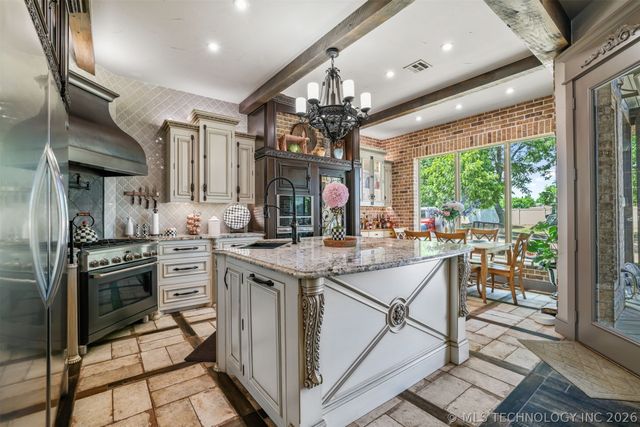 1602 Felice, Durant, OK 74701