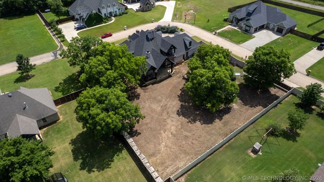 1602 Felice, Durant, OK 74701