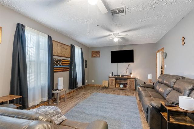 1513 2Nd Ave Avenue, Kinder, LA 70648