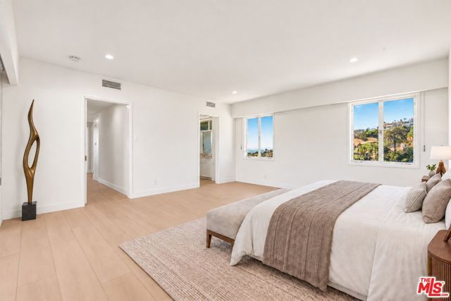 1682 Larco Way, Glendale, CA 91202