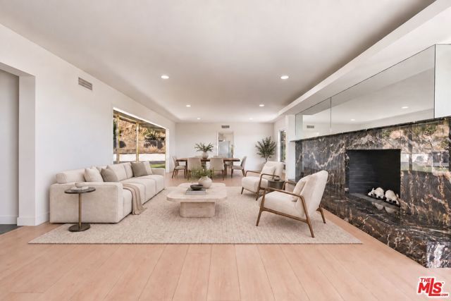 1682 Larco Way, Glendale, CA 91202