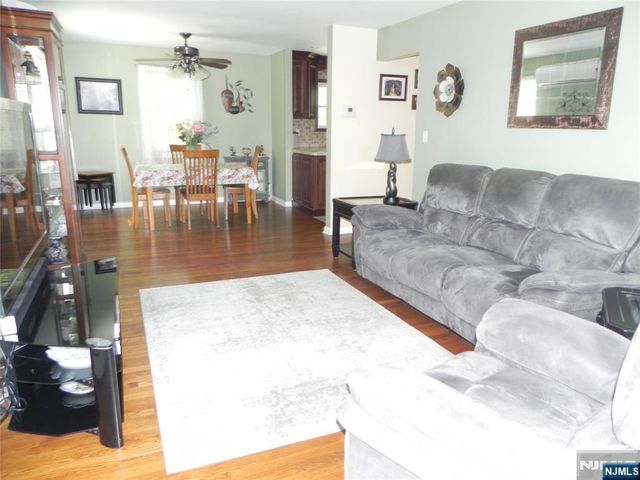 16 Seiler Court, Little Ferry, NJ 07643