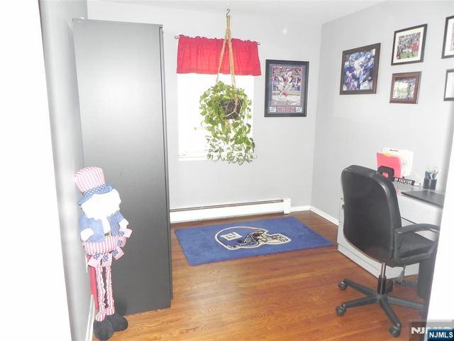 16 Seiler Court, Little Ferry, NJ 07643