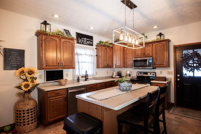 4661 Rosswood Lane 4661 Rosswood Lane, Springfield, OH 45502