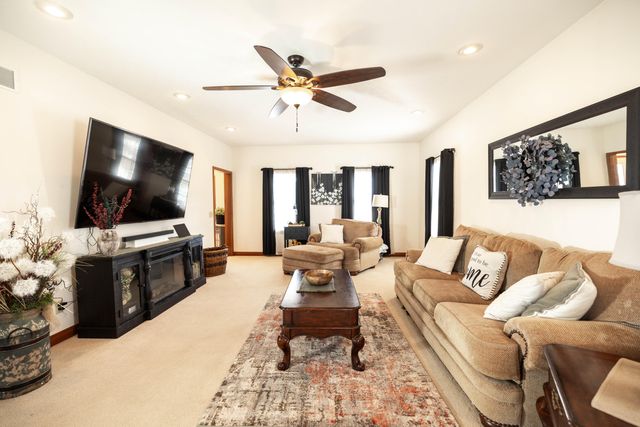 4661 Rosswood Lane 4661 Rosswood Lane, Springfield, OH 45502