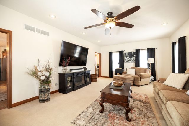 4661 Rosswood Lane 4661 Rosswood Lane, Springfield, OH 45502