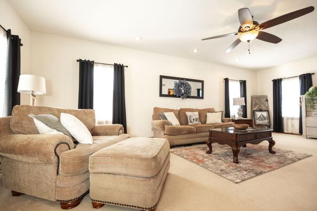 4661 Rosswood Lane 4661 Rosswood Lane, Springfield, OH 45502