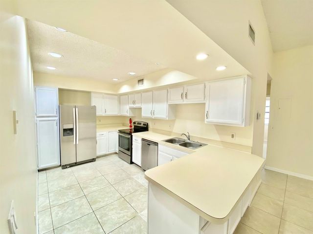 3151 Leewood Terrace L229, Boca Raton, FL 33431
