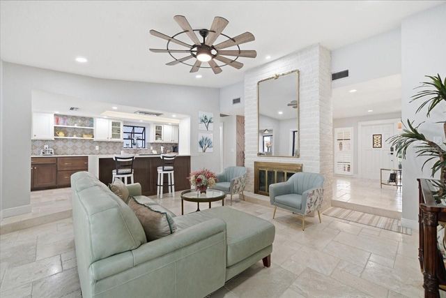 13608 AVISTA DRIVE, Tampa, FL 33624