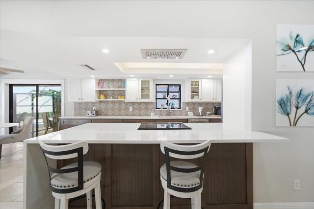 13608 AVISTA DRIVE, Tampa, FL 33624