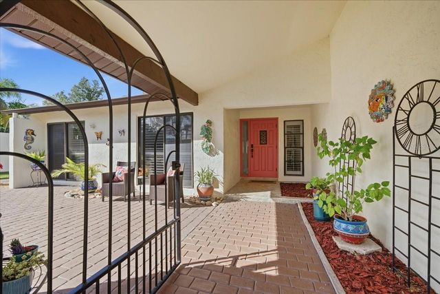 13608 AVISTA DRIVE, Tampa, FL 33624