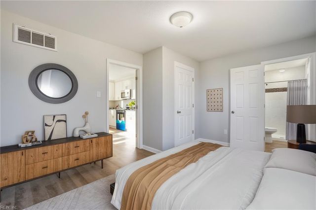 9604 Gates RD, Suffolk, VA 23437