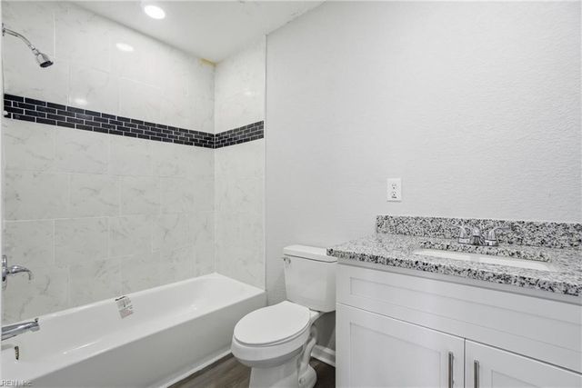 9604 Gates RD, Suffolk, VA 23437