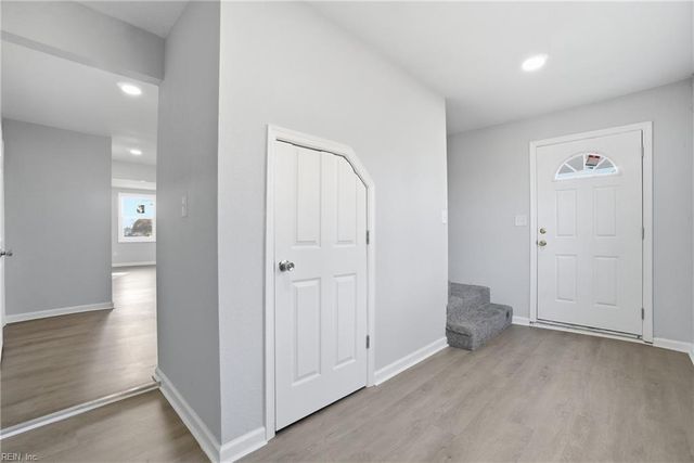 9604 Gates RD, Suffolk, VA 23437