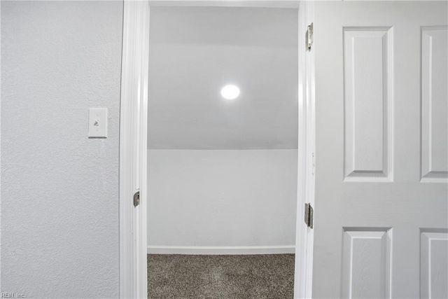 9604 Gates RD, Suffolk, VA 23437