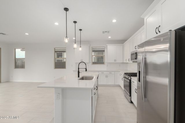 5430 W MANZANITA Drive, Glendale, AZ 85302