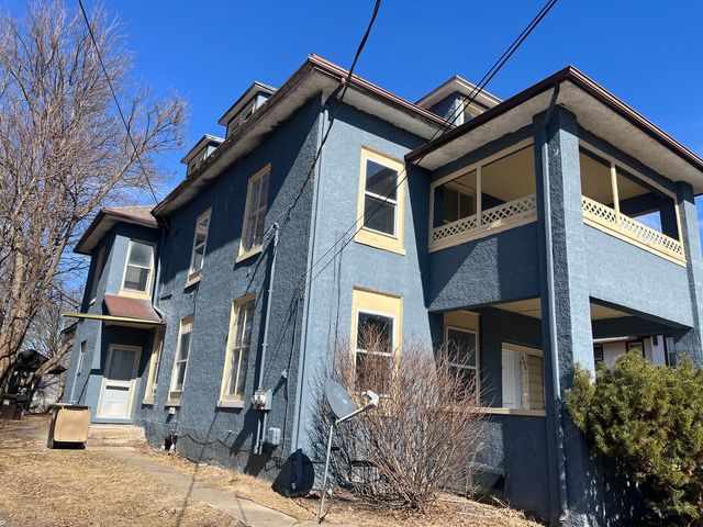 404-406 E Prospect Terrace, Freeport, IL 61032