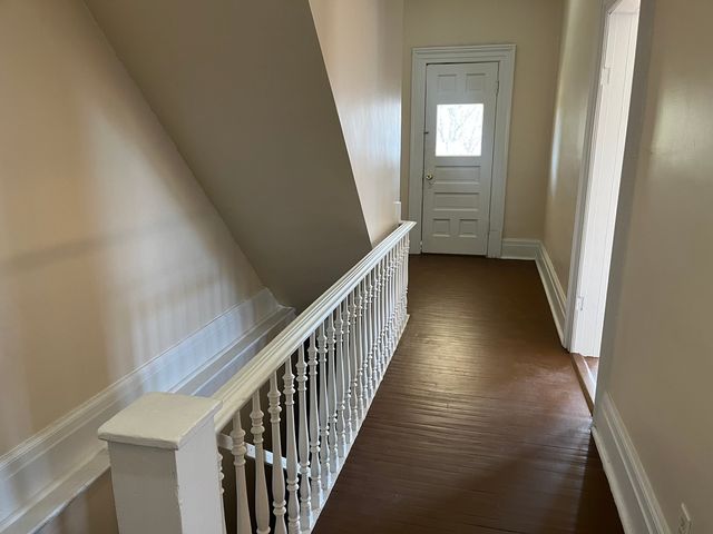 404-406 E Prospect Terrace, Freeport, IL 61032