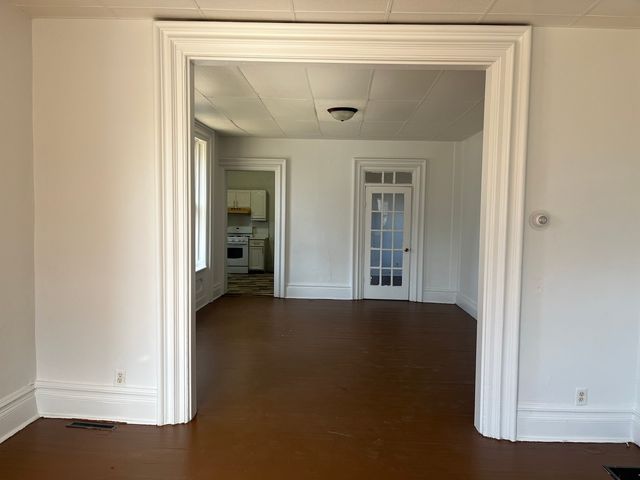 404-406 E Prospect Terrace, Freeport, IL 61032