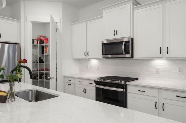 134 Summerwind Drive, Summerville, SC 29486