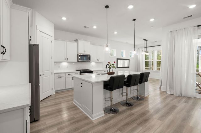 134 Summerwind Drive, Summerville, SC 29486