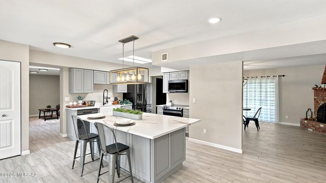 10305 E Camino Tesote, Tucson, AZ 85749