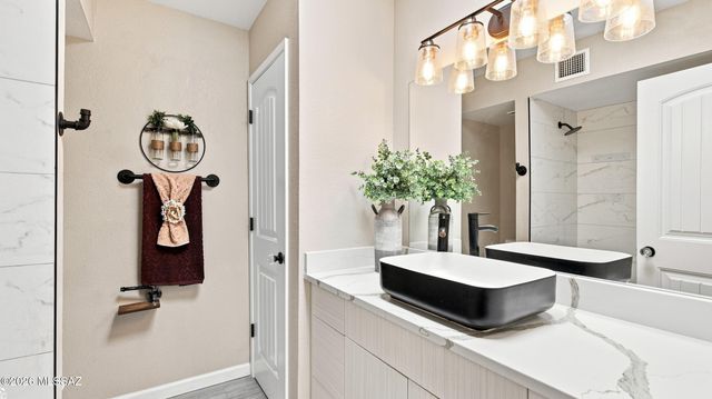 10305 E Camino Tesote, Tucson, AZ 85749