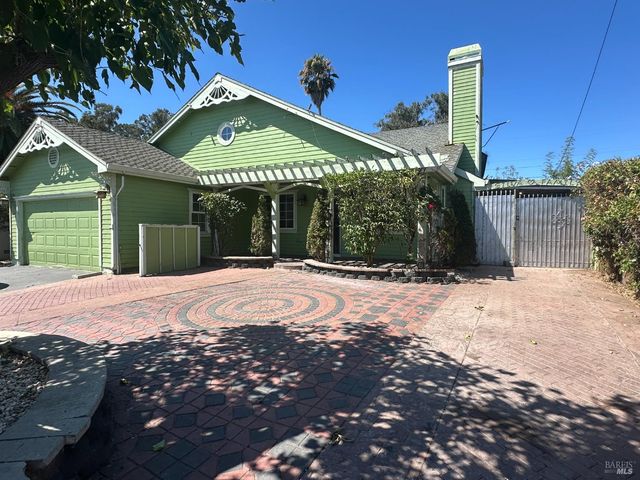 337 Falcon Dr, Vallejo, CA 94589
