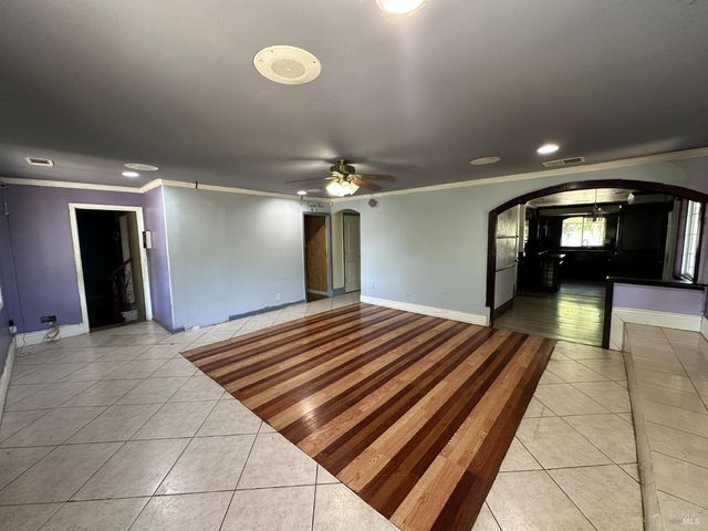 337 Falcon Dr, Vallejo, CA 94589