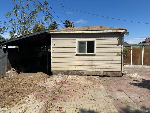 337 Falcon Dr, Vallejo, CA 94589