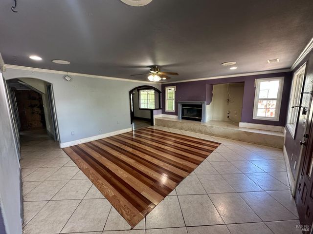 337 Falcon Dr, Vallejo, CA 94589