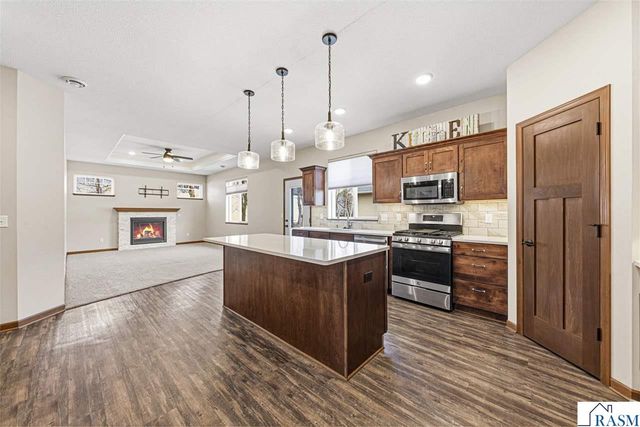 3072 Prairie Rose Drive, Mankato, MN 56001