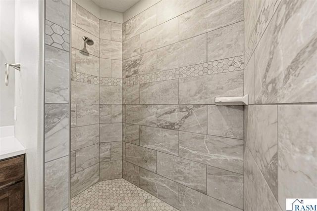 3072 Prairie Rose Drive, Mankato, MN 56001