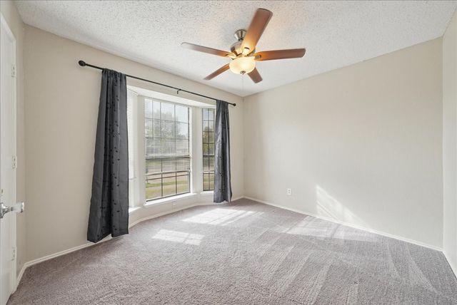 1633 Wheatfield Drive, Mesquite, TX 75149