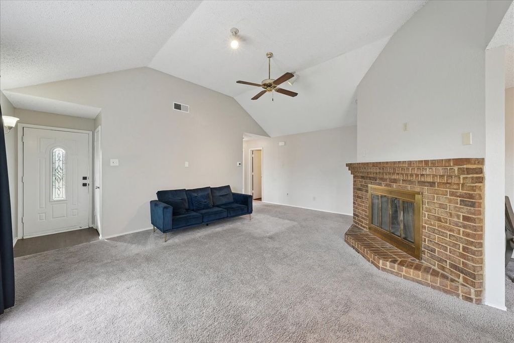 1633 Wheatfield Drive, Mesquite, TX 75149