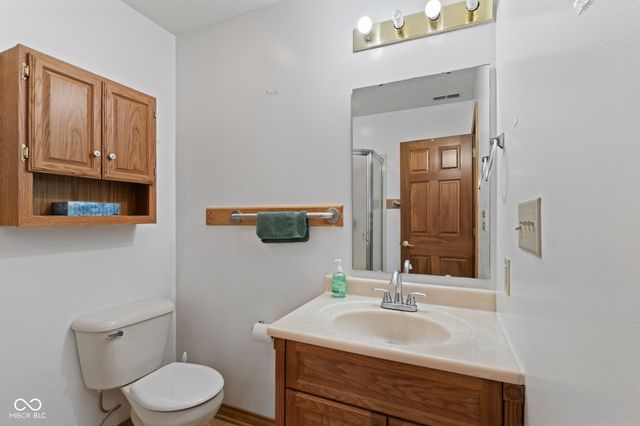 2047 Pelican Drive, Franklin, IN 46131