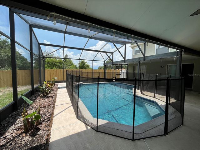 820 STONECHAPEL COURT, Apopka, FL 32712