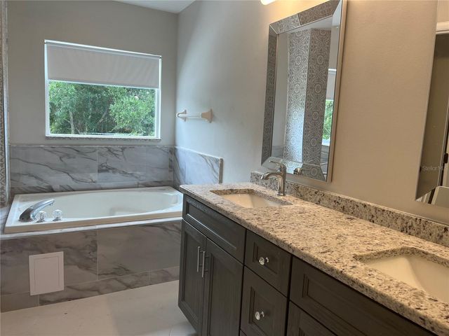 820 STONECHAPEL COURT, Apopka, FL 32712