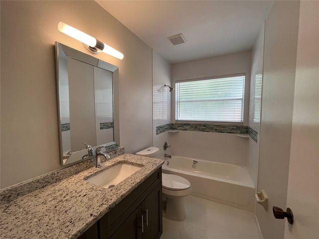 820 STONECHAPEL COURT, Apopka, FL 32712