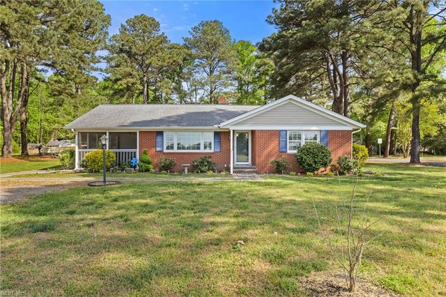 8605 Guinea RD, Hayes, VA 23072