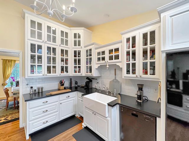 13969 Quarterhorse Dr, Grass Valley, CA 95949