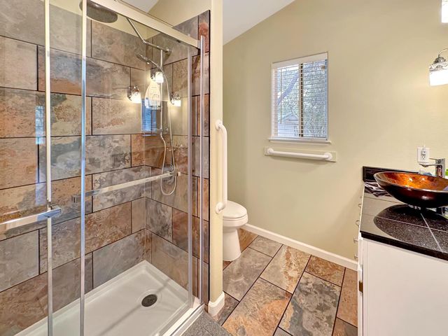 13969 Quarterhorse Dr, Grass Valley, CA 95949